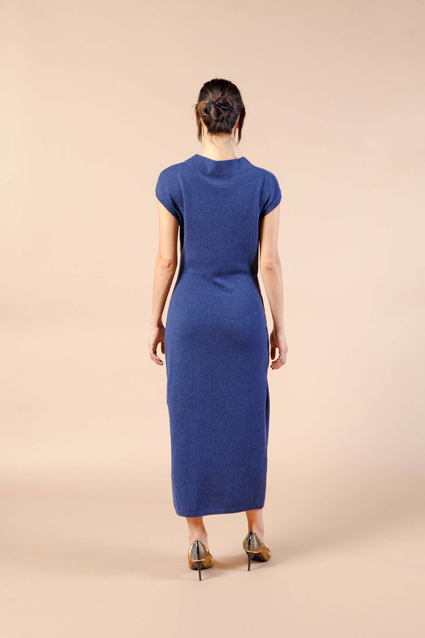 Woman wearing blue cap sleeve cashmere maxi dress